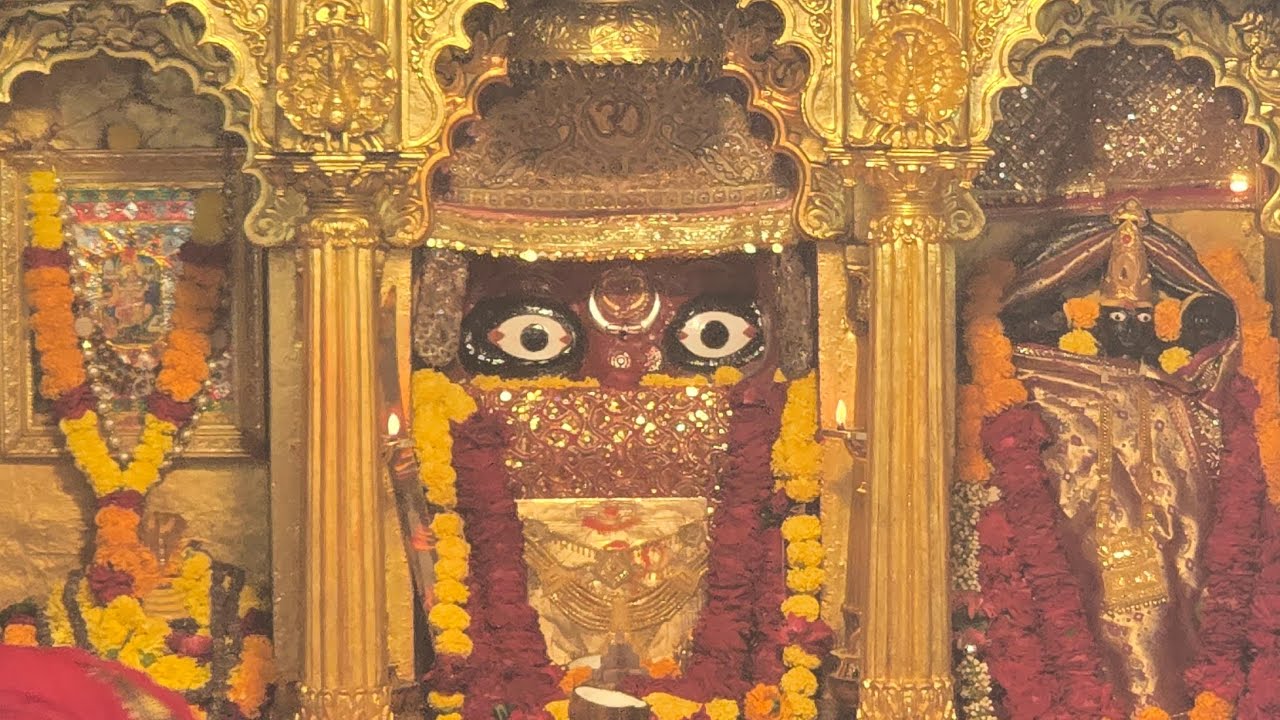 આસો સુદ નવરાત્રી આઠમું નોરતુ શક્તિપીઠ પાવાગઢ દંડવત યાત્રા માંના ભગત પટેલ અલ્પેશભાઈ બાપજી સુંદરણા ધામ