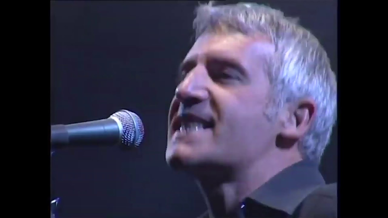 buitres - Buitres (DVD Canci&oacute;n de Cuna) [En Vivo]