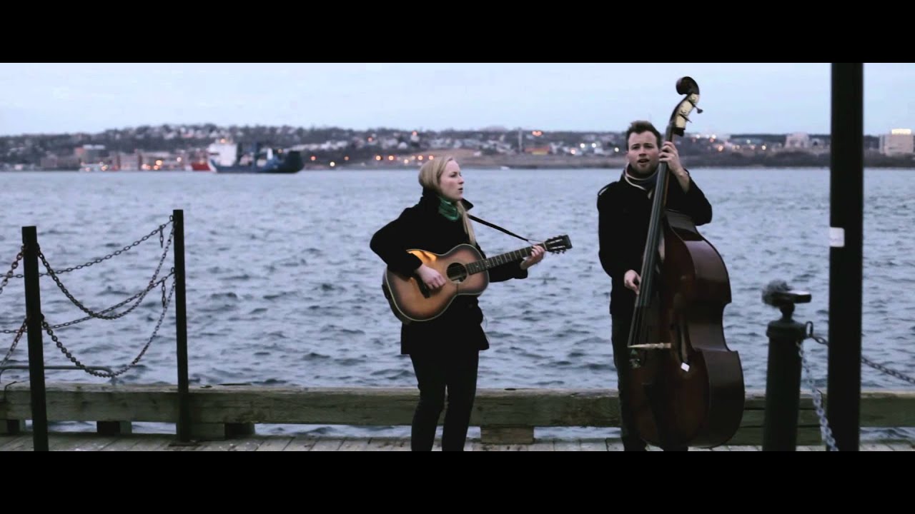 Breagh Mackinnon - Warm Hands, Cold Heart