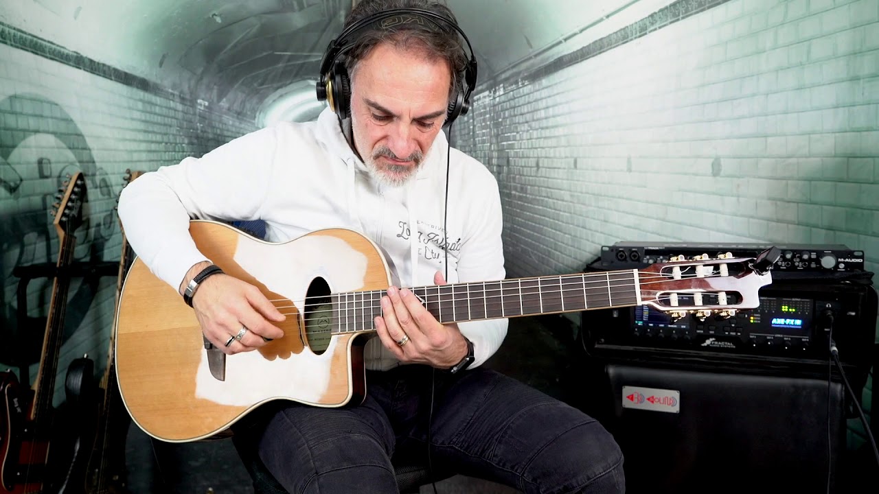 Fractal AXE FX III - EKO Guitar Mia IV Nylon - preset