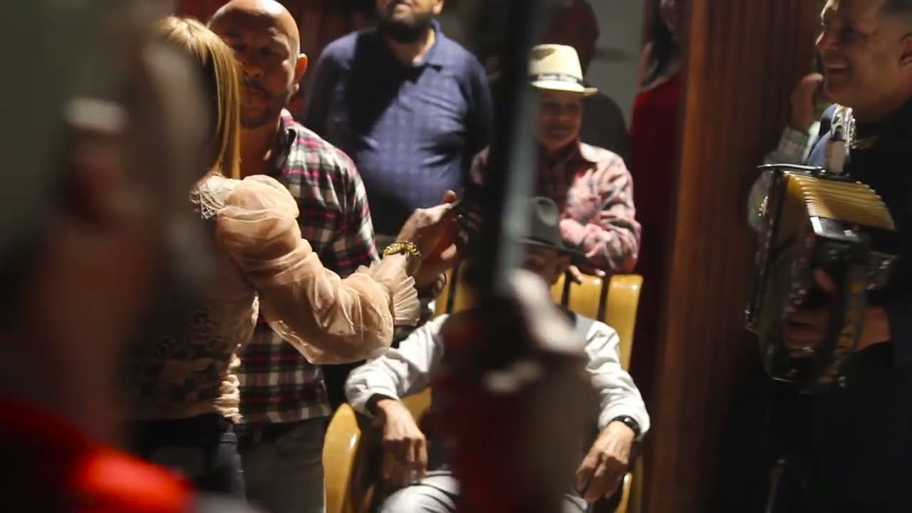 Francis lantigua El giro y el Canelo.