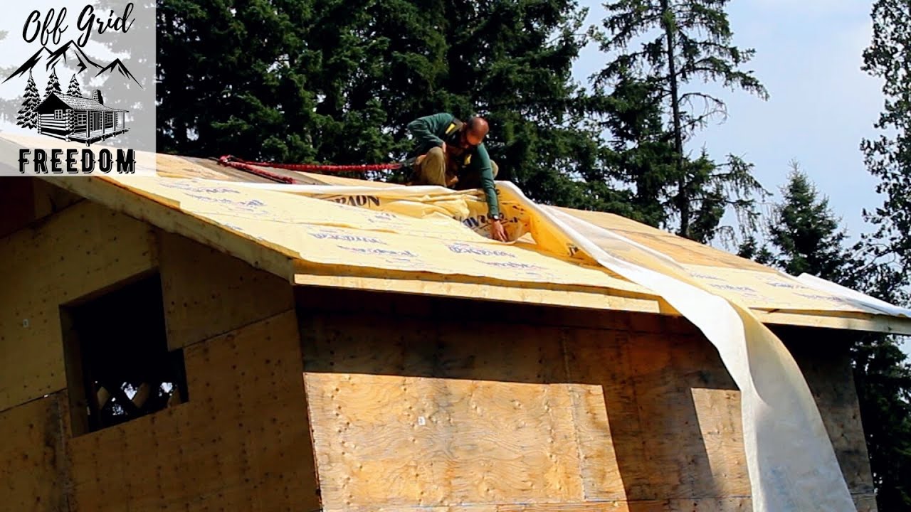 Off Grid CABIN Solo Build | Another Day Working on the Roof in Northern Canada