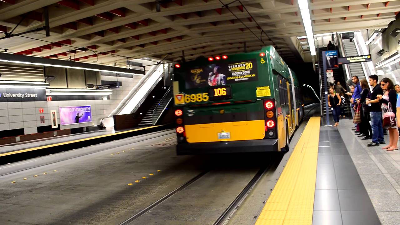 King County Metro & Sound Transit : University Street Transit Tunnel / LINK Rail Station