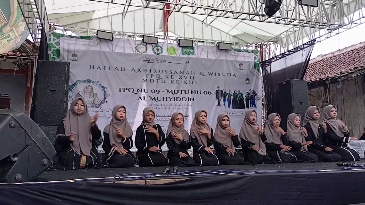 Ya ghayeb _ tarian sholawat _ Akhirusanah  #sholawat #tarian #videoviral #fyp #trendingshorts  