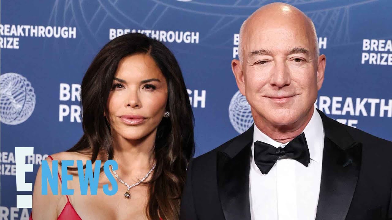 Jeff Bezos, Lauren S&aacute;nchez Bezos Twin in Style at Paris Fashion Week | E! News
