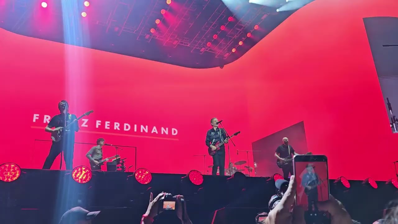 Franz Ferdinand - The Dark Of The Matinée - Vivo @ Cosquín Rock 2026