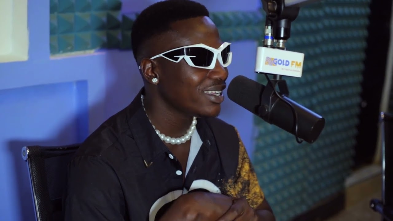 MSANII BENZOH NDANI YA GOLD FM 88.7, AKITAMBULISHA WIMBO WAKE WA MWANAMKE CHUMA