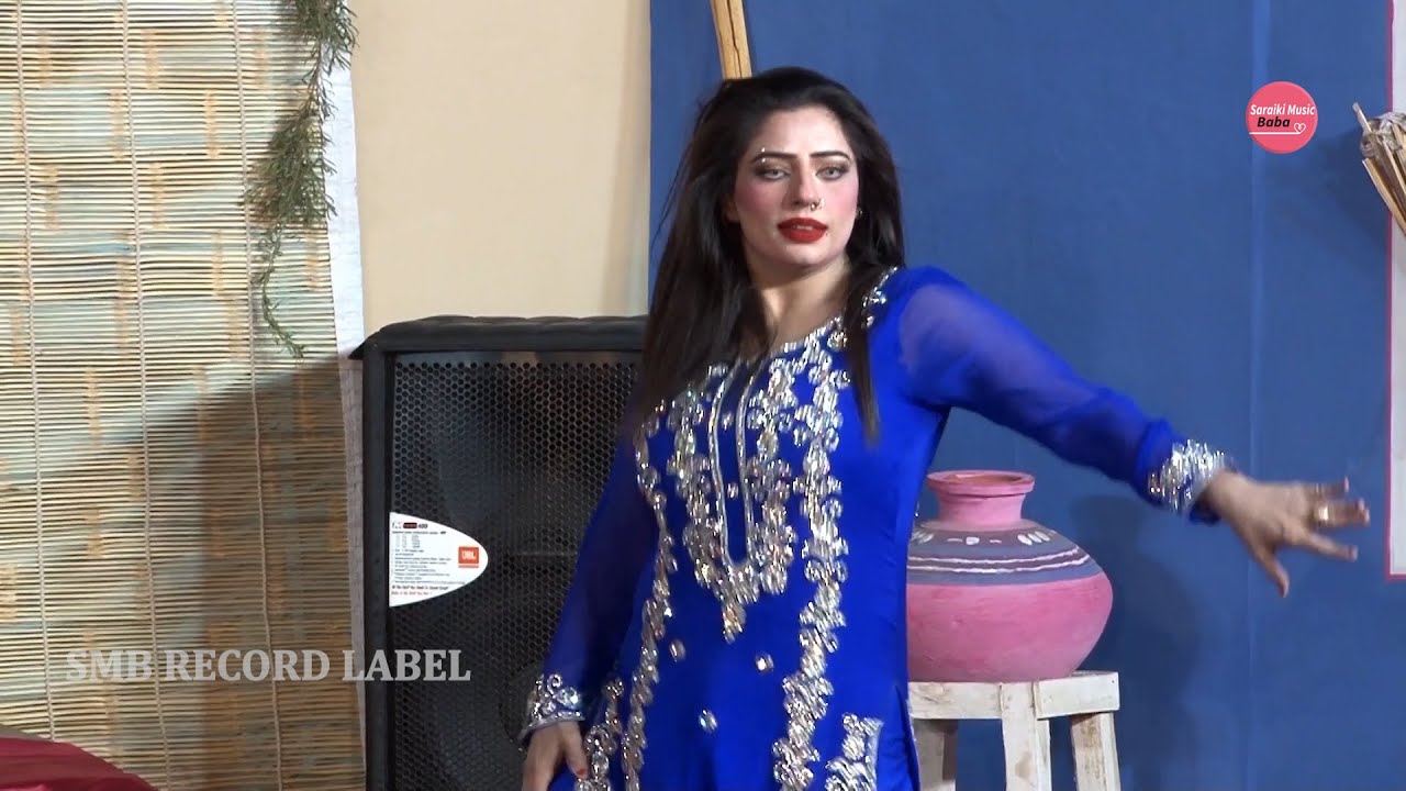 NEW STAGE PERFORMANCE - KURTI TANG TE BEERE KHULE NASEEBO LAL PUNJABI SONG - SMB