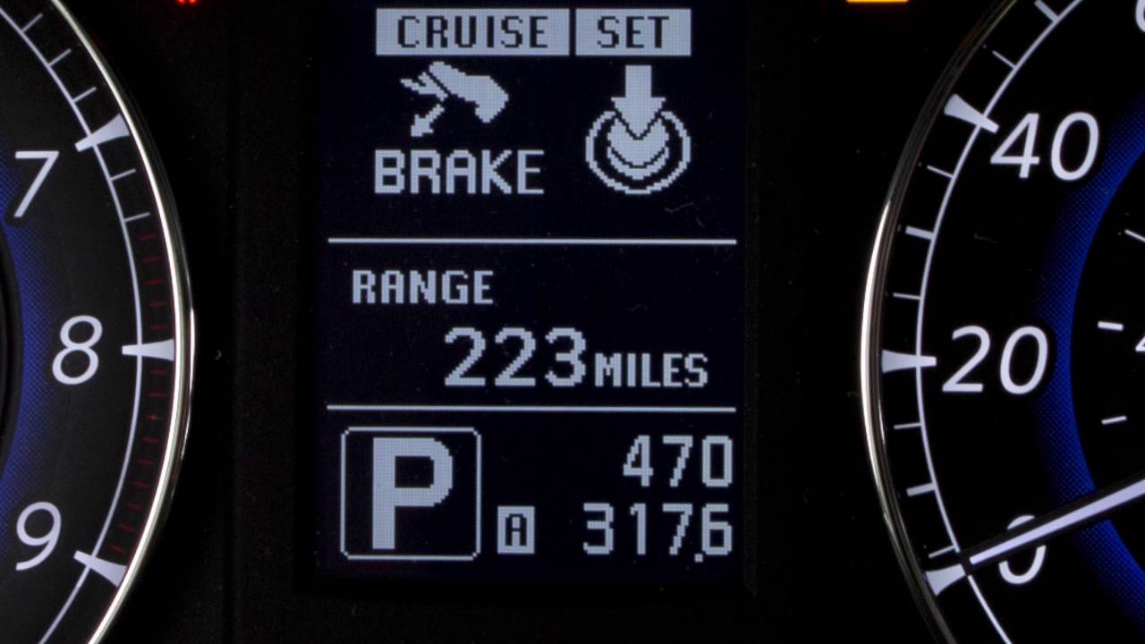 2017 Infiniti QX50 - Vehicle Information Display