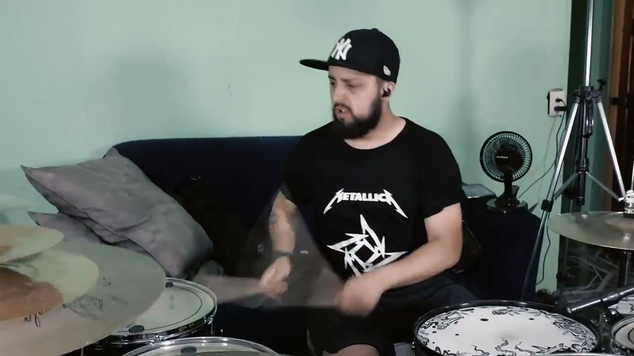 BEAT IT - MICHAEL JACKSON (DRUM COVER BY KOKO RODRIGUEZ)