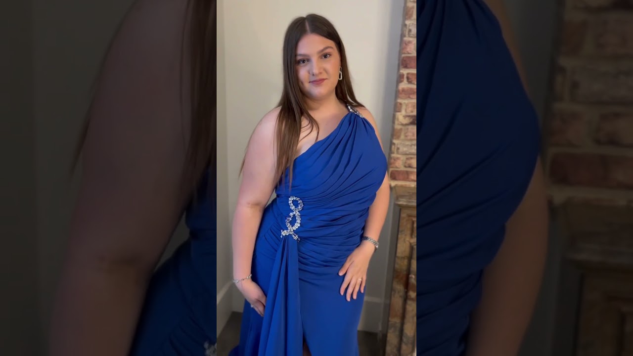 💙She doesn&rsquo;t need to try. Just standing there, she steals the show. #promdress