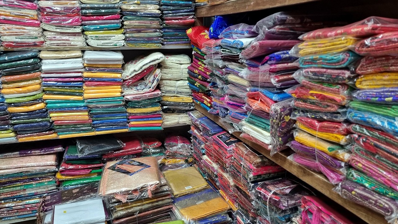 Rik Saree Mahal | Saree Wholesale In Santipur | Santipur Saree Market | Saree Wholesale
