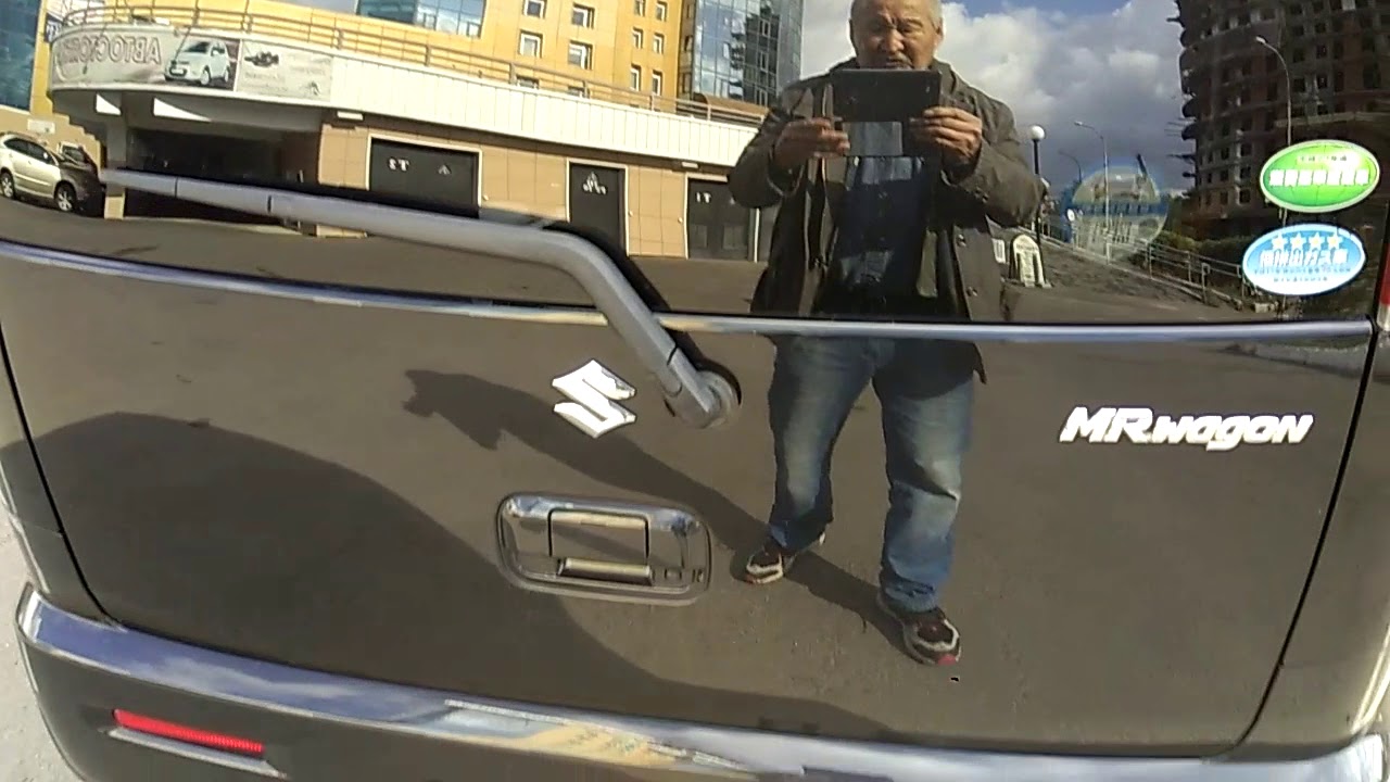 Suzuki MR Wagon 4WD - маленький минибасик , Кей кар .