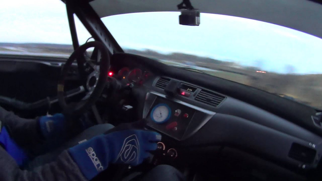 Marcin Gagacki - Mitsubishi Evo IX - oponeo subaru day