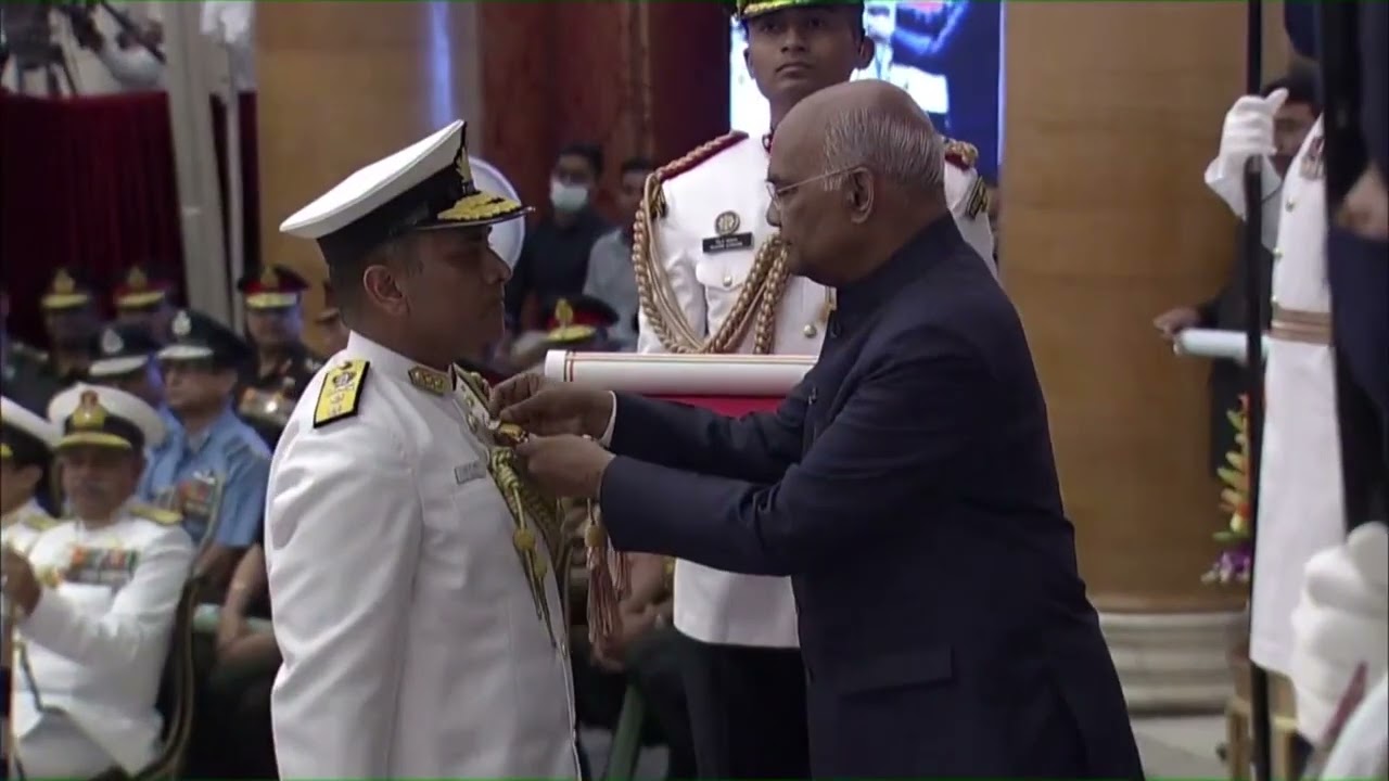 President Kovind presents Ati Vishisht Seva Medal to Rear Admiral UI Belliappa, VSM.