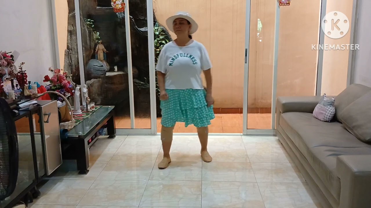 Una Paloma Blanca Line Dance - Choreo : Caecilia Maria Fatruan