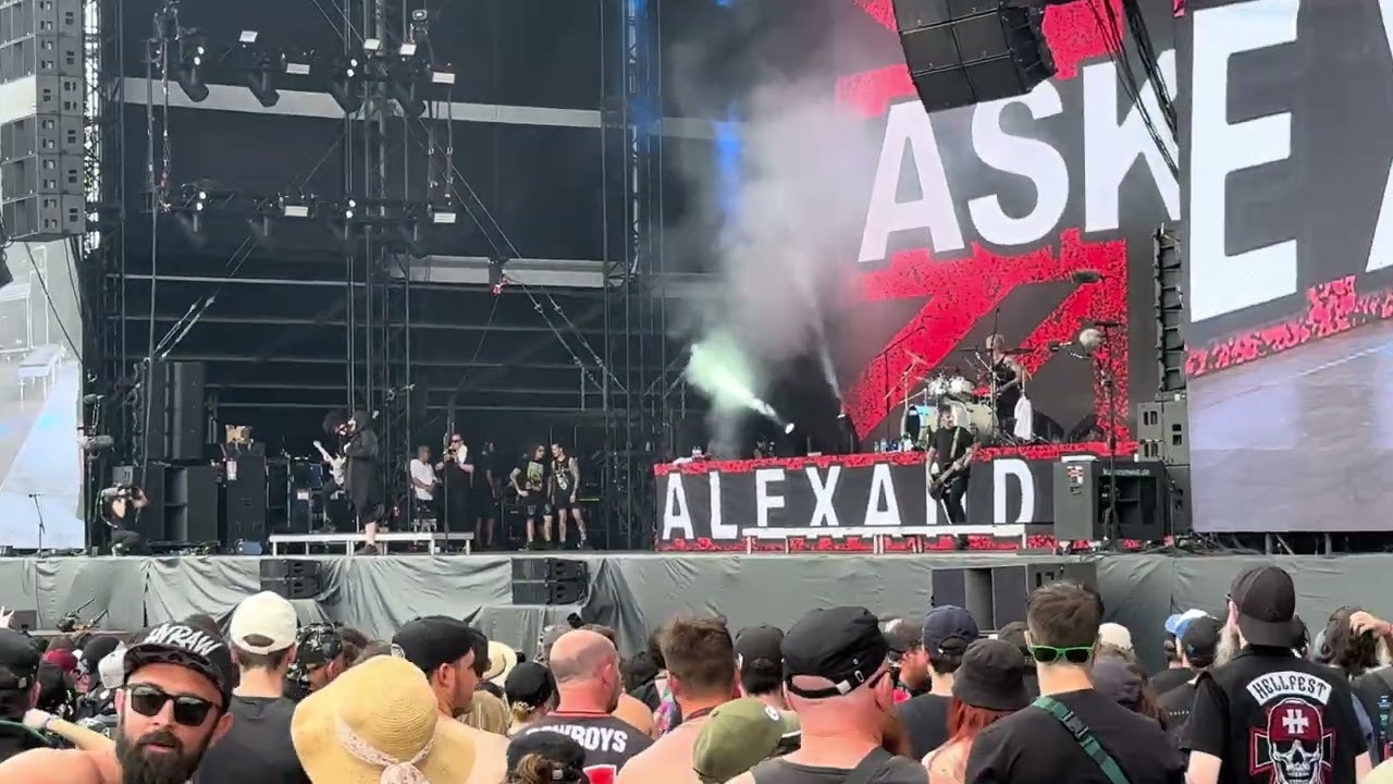 Asking Alexandria - Dark Void (Hellfest 2023, Clisson, France, June 17, 2023)