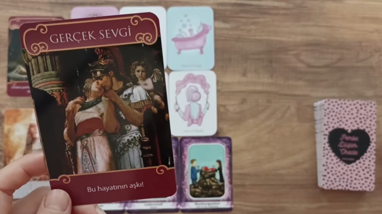 Seninle İlgili Akıldan Yürekten Geçenleri Tarot