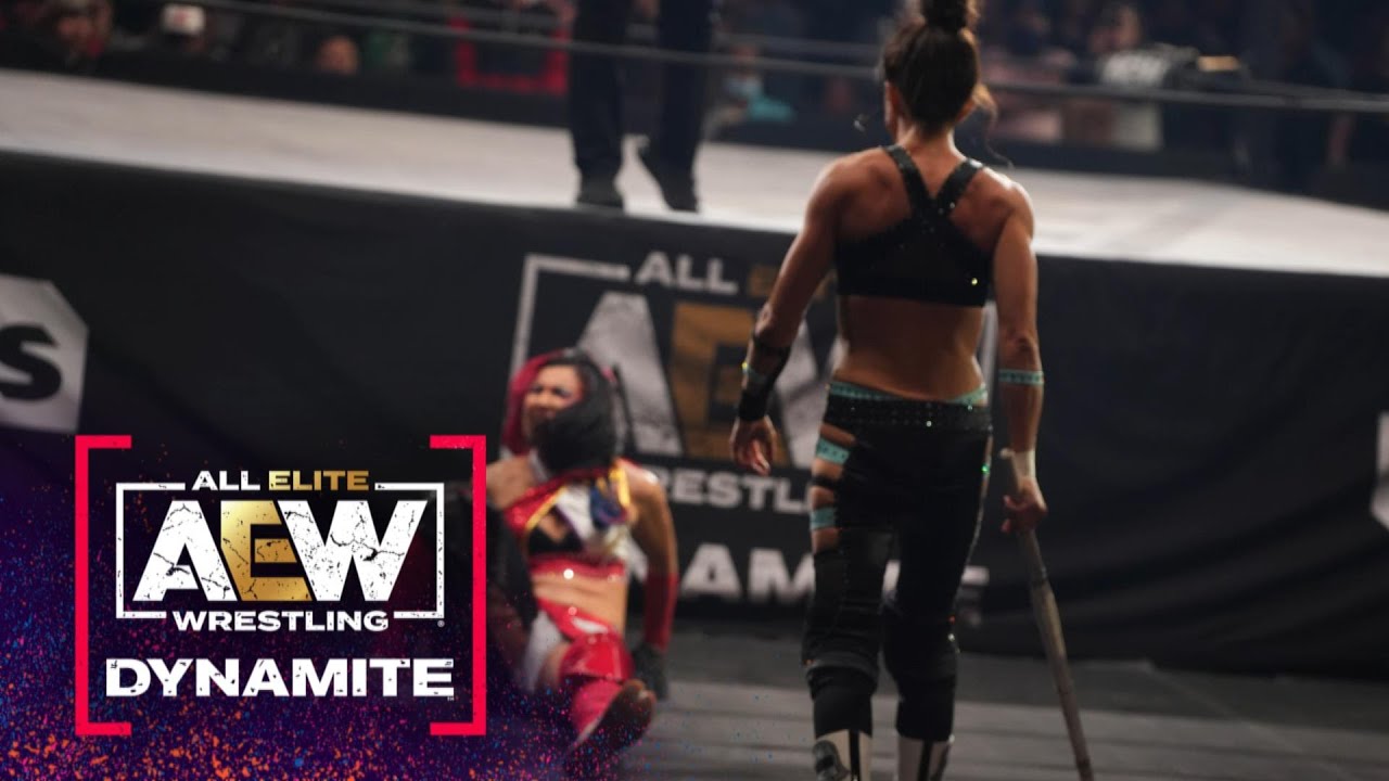 Серена Диб нападает на Шиду ещё до того, как прозвенит гонг | AEW Dynamite, 12.01.2022