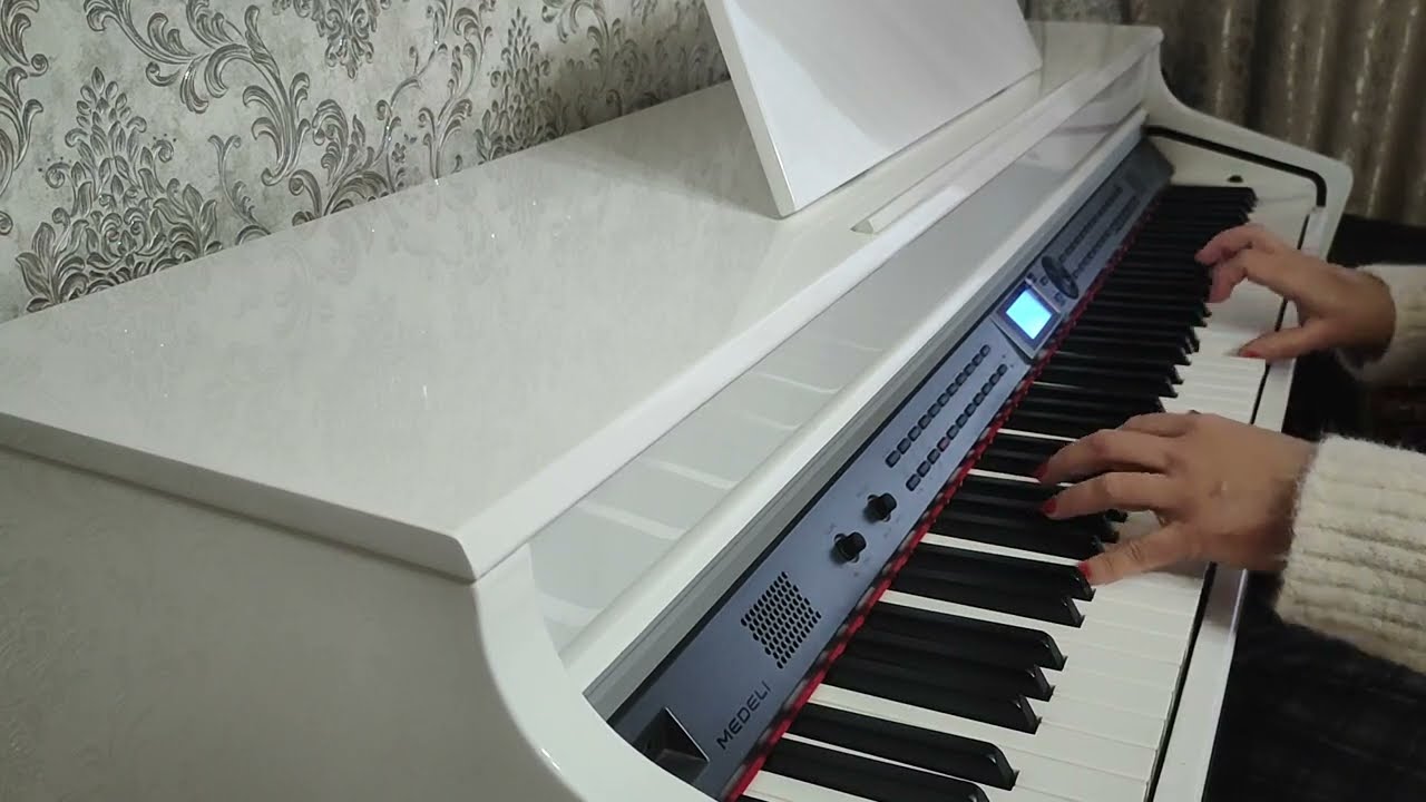 Bizim Bakı gecələri (Our Baku Nights) – Piano Cover by Arzu Ashraf