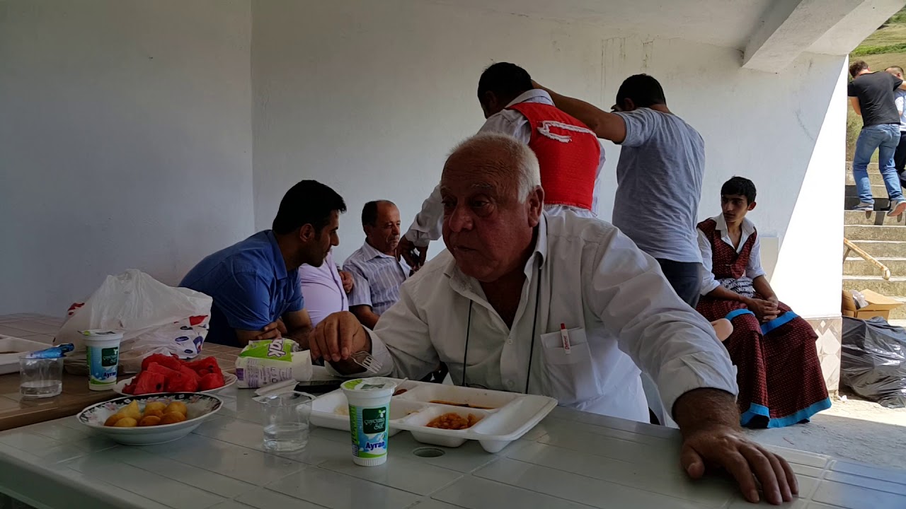 BEYLER KÖYÜ  DAVUL KÖÇEK