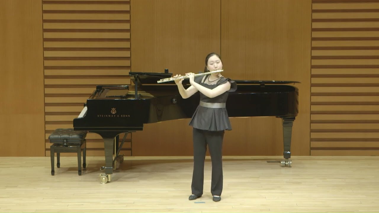 J.S. Bach, Partita in a minor BWV 1013 for Flute Solo    I. Allemande