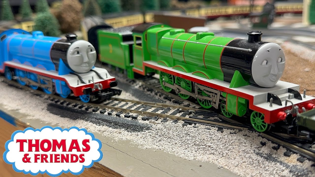 Gordon and Henry Pulling Express Coaches - Bachmann Trains HO Scale