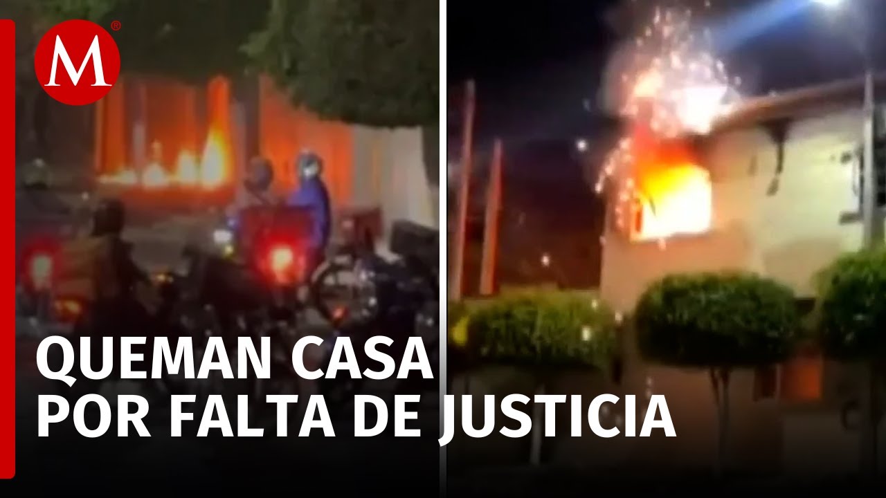 Golpean a comerciante y pobladores incendian la casa de los agresores en Puebla