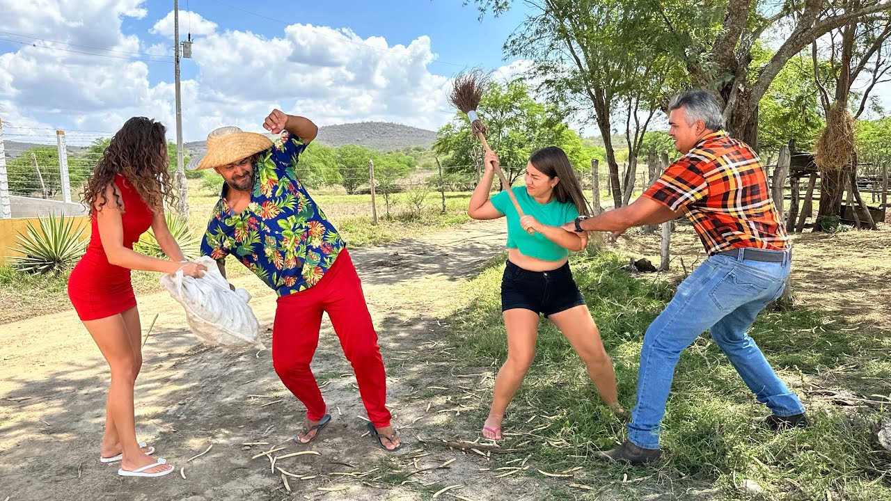 SEU BIU SAIU CORRIDO DA FAZENDA DE ROZINHA