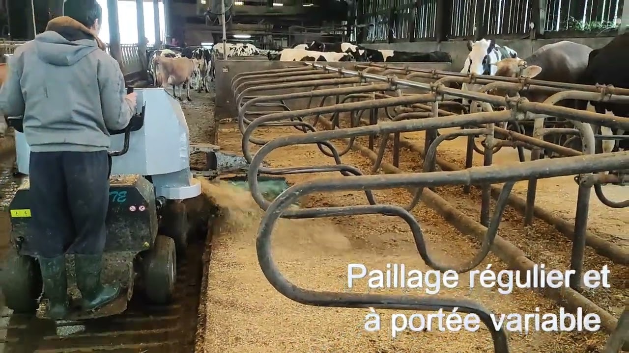 balayeuse pailleuse de logettes Extramate