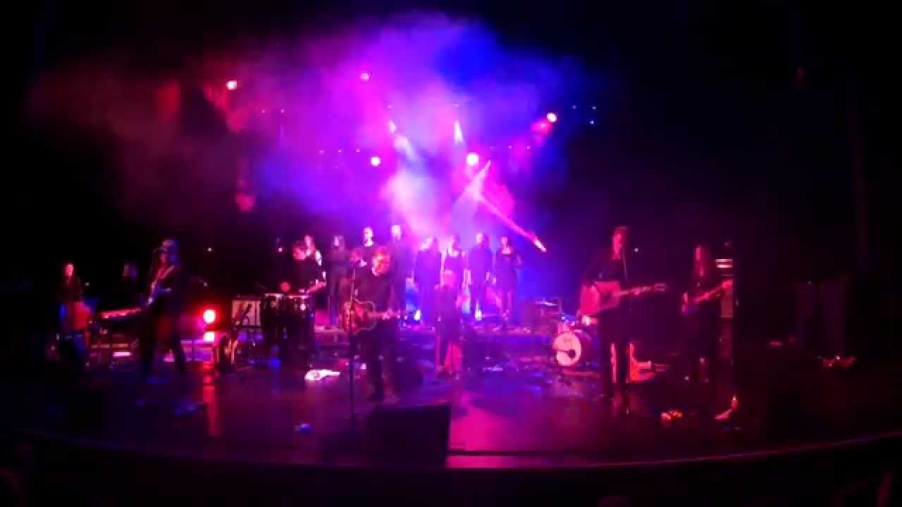 Höstorkestern - Brända barn (Live)