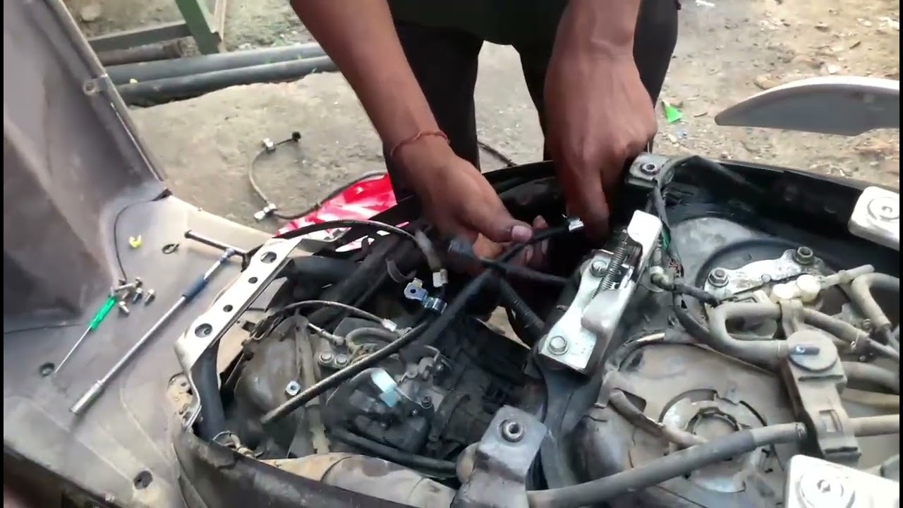 Activa ka phat gya petrol pipe//#trending #machanical #machine #viralvideo #magic