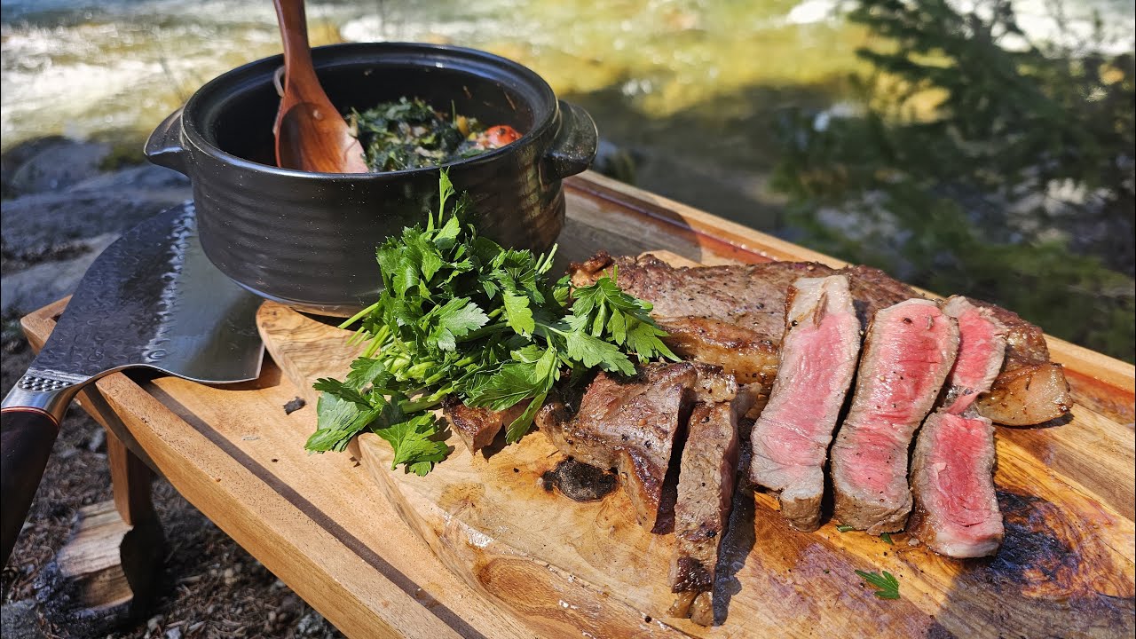 Culinary Wildcamp: Juicy Steak in the Heart of Nature