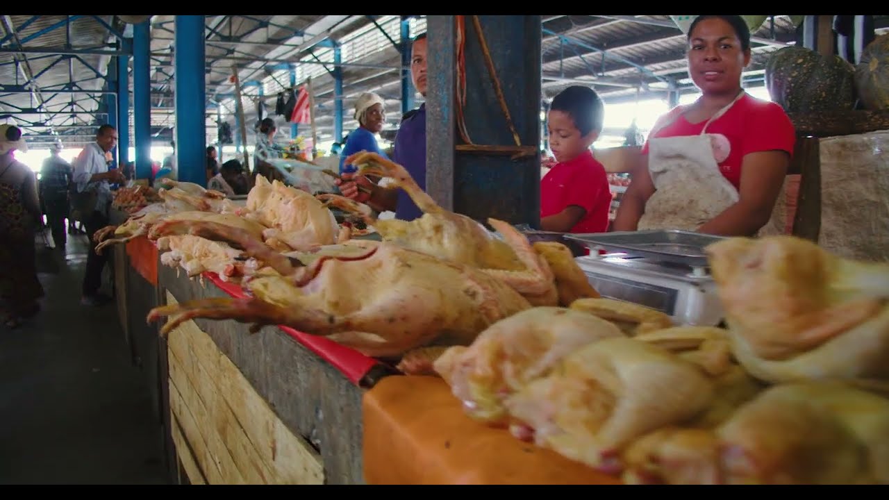 Le marché de TSARAMANDROSO - Majunga (Madagascar)