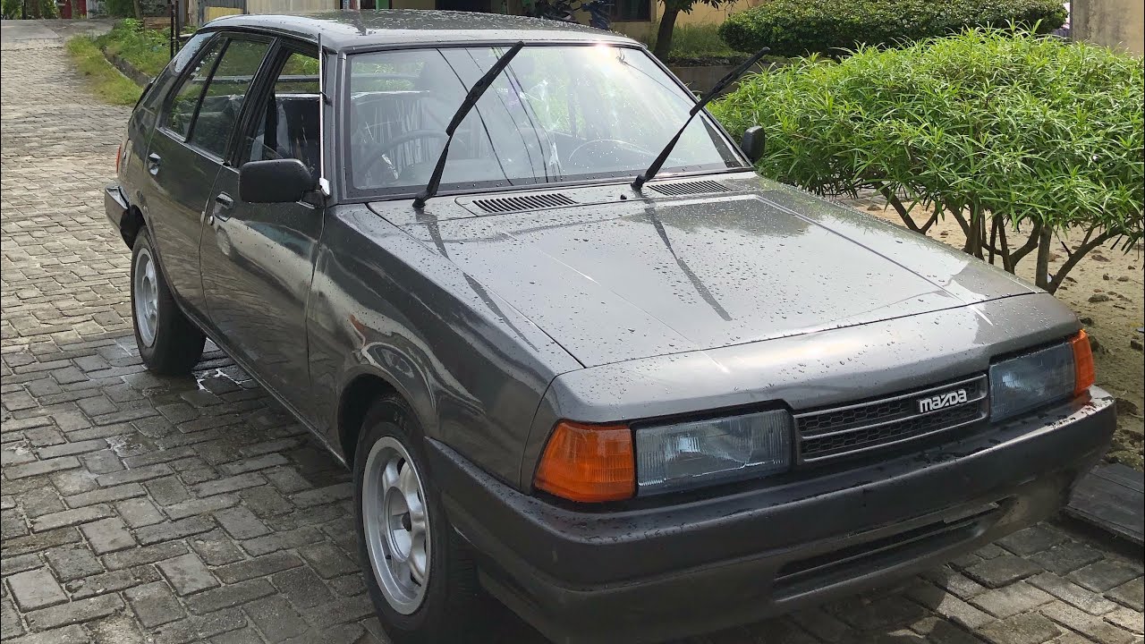 Mobil jadul MAZDA MR90 TAHUN 1992