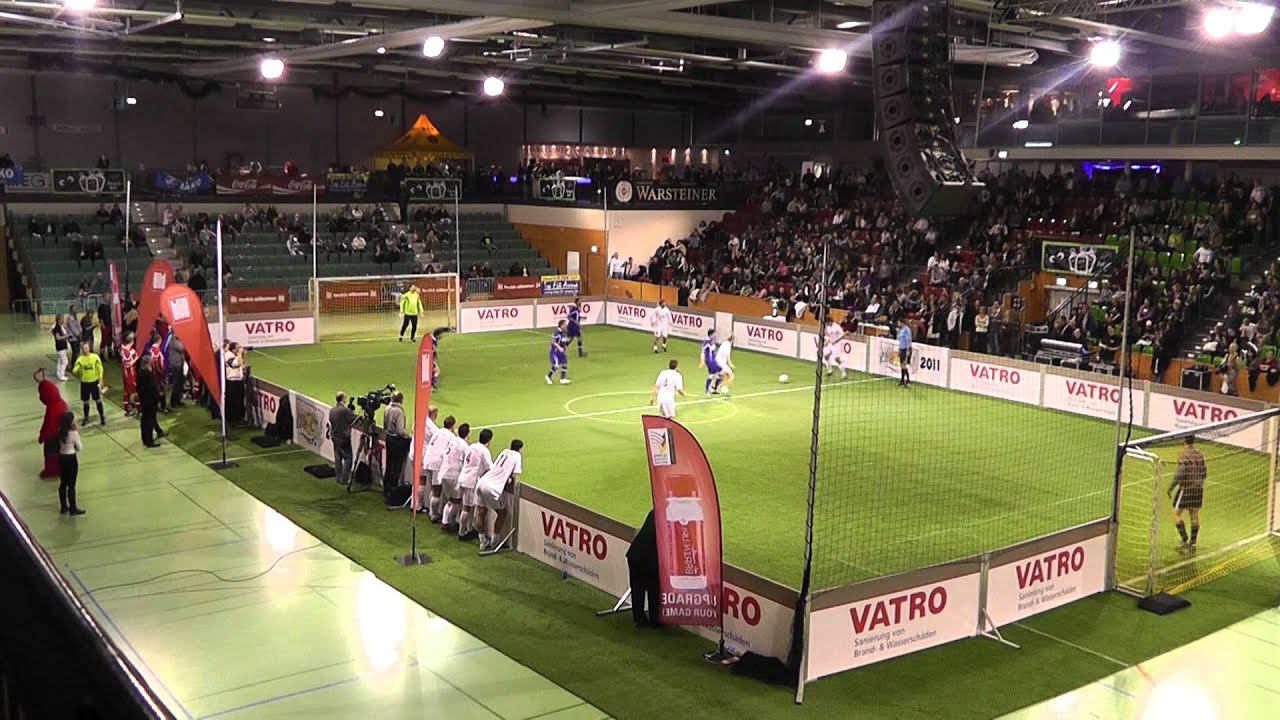 OLE CUP 2011 [B] (4/8) 2. Halbfinale. Matze Knob vs. DJ Oetzi @M&uuml;lheim Ruhr RWE Sporthalle