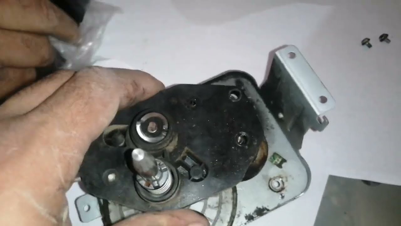 Ricoh 3352/2852/2352 Main Motor Gear Replacement | تغير ترس الماتور الرئيسي 