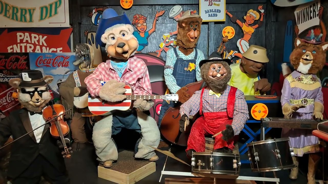 Bubba Bear and the Badland Band at American Amusement Park Museum 2025