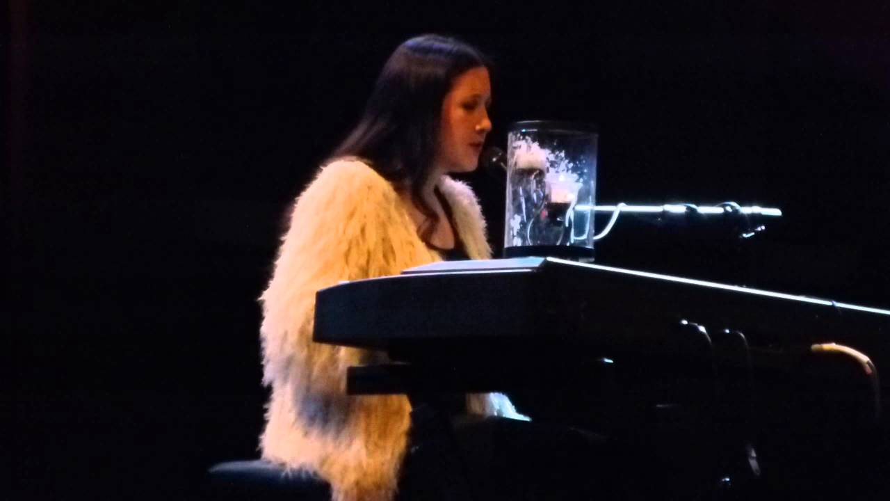 Vanessa Carlton - White Houses, World Cafe Live, Philadelphia, 12/09/2015