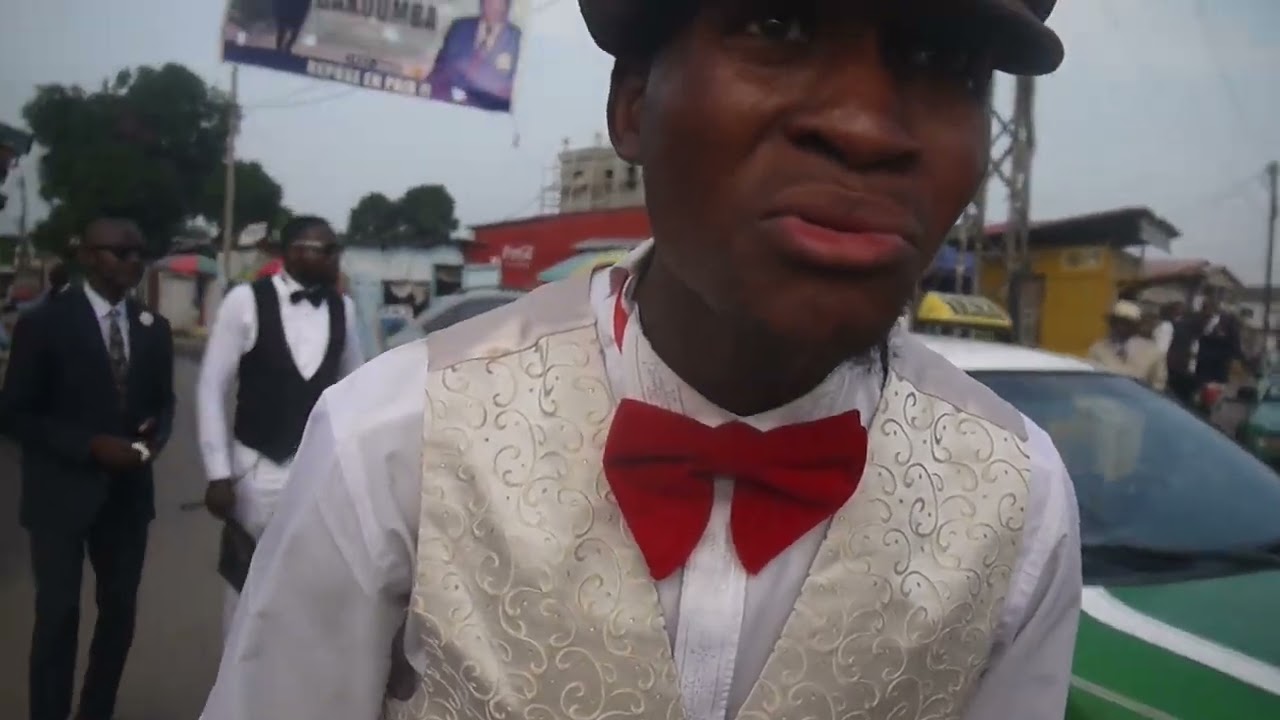 CONGO BRAZZAVILLE IMAGE BRUITE  ENTERREMENT VIEUX KIKI LAMANE A SUIVRE DANS UNE SEMAINE