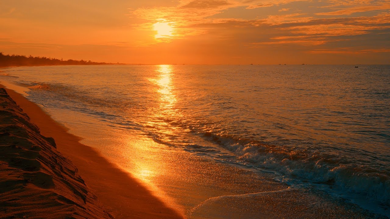 2 Hours of Real Ocean Sunrise Waves in 4K (Not AI) &ndash; Deep Sleep Sounds