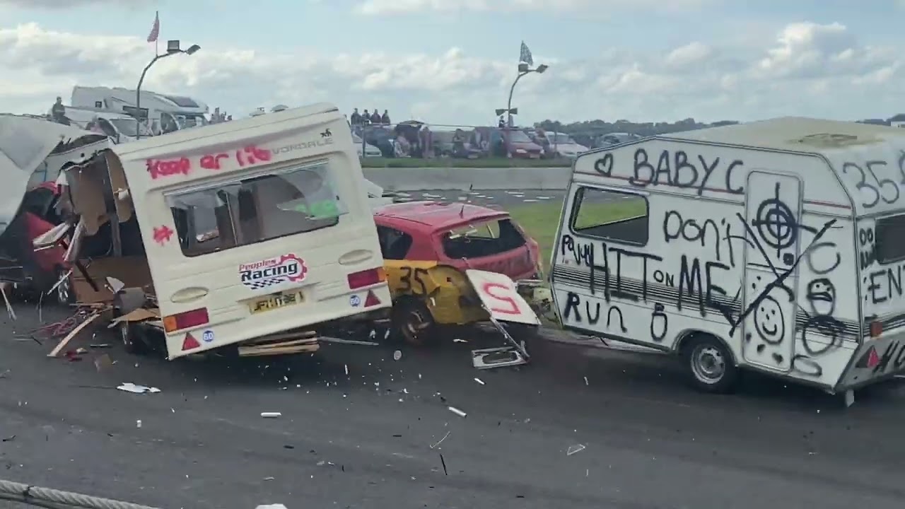 B2B Micro Bangers Final & demo derby￼ + Caravan demo derby