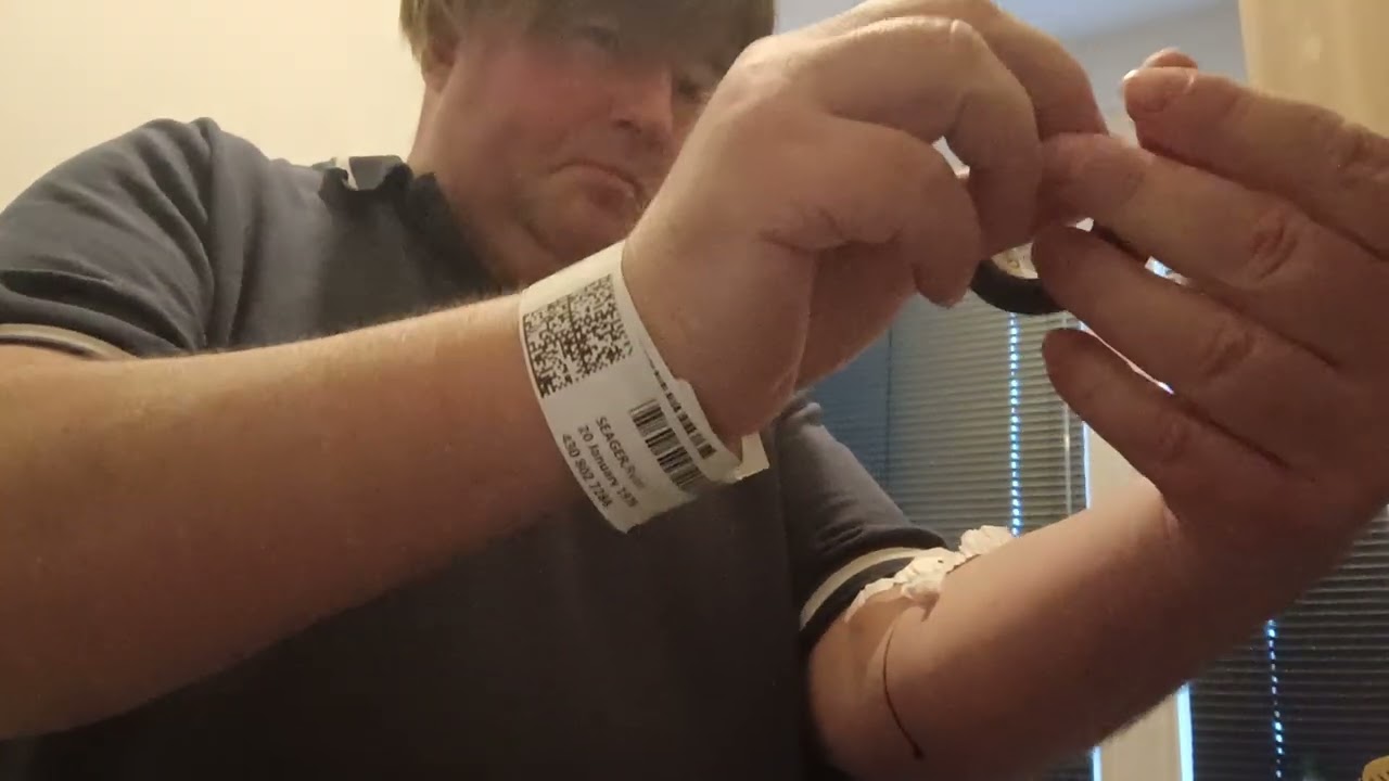  Ryanbo  discharge myself hospital ...and removing pipe from my vains 