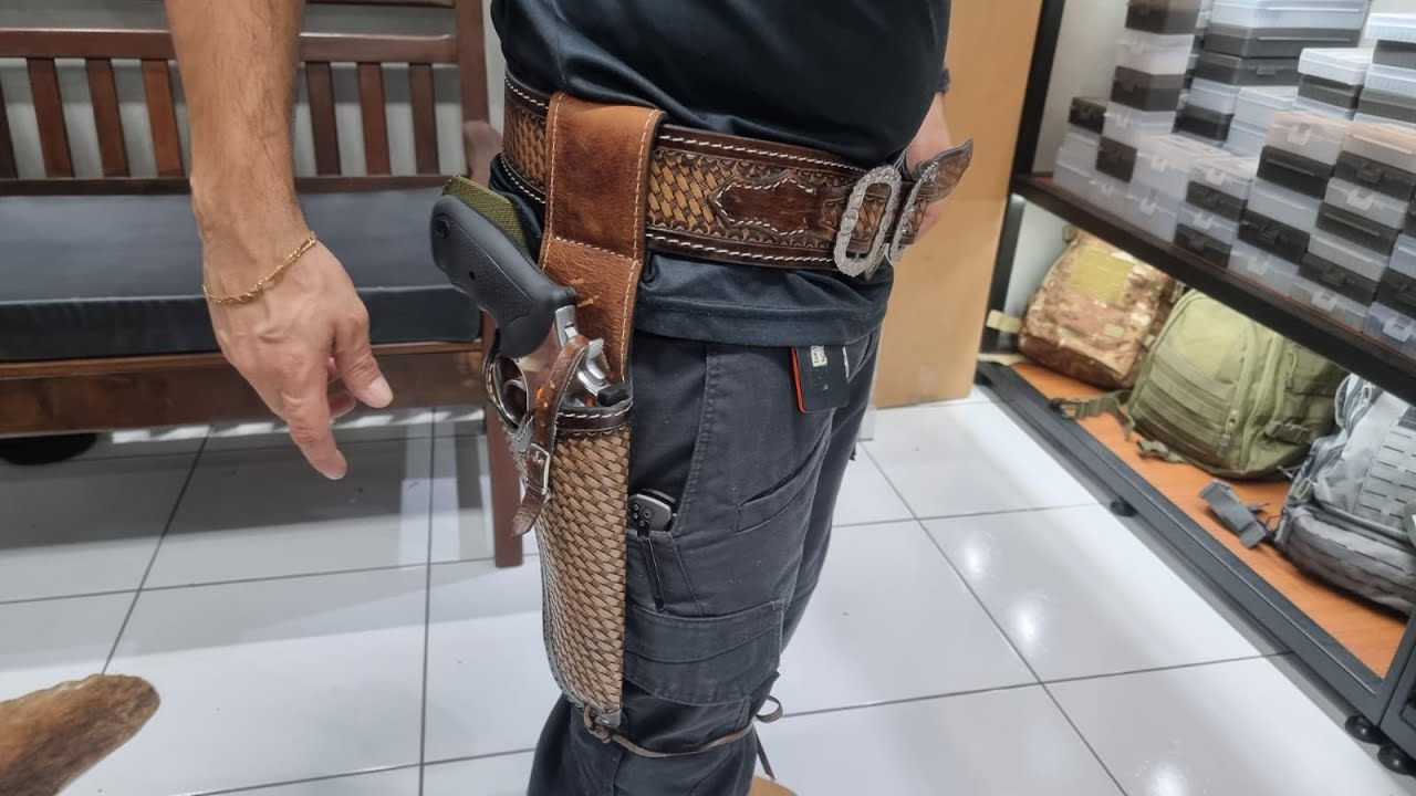 Coldre axilar e coldre cinturão para Hunter 44 e RT608 por Toninho Búfalo Bill