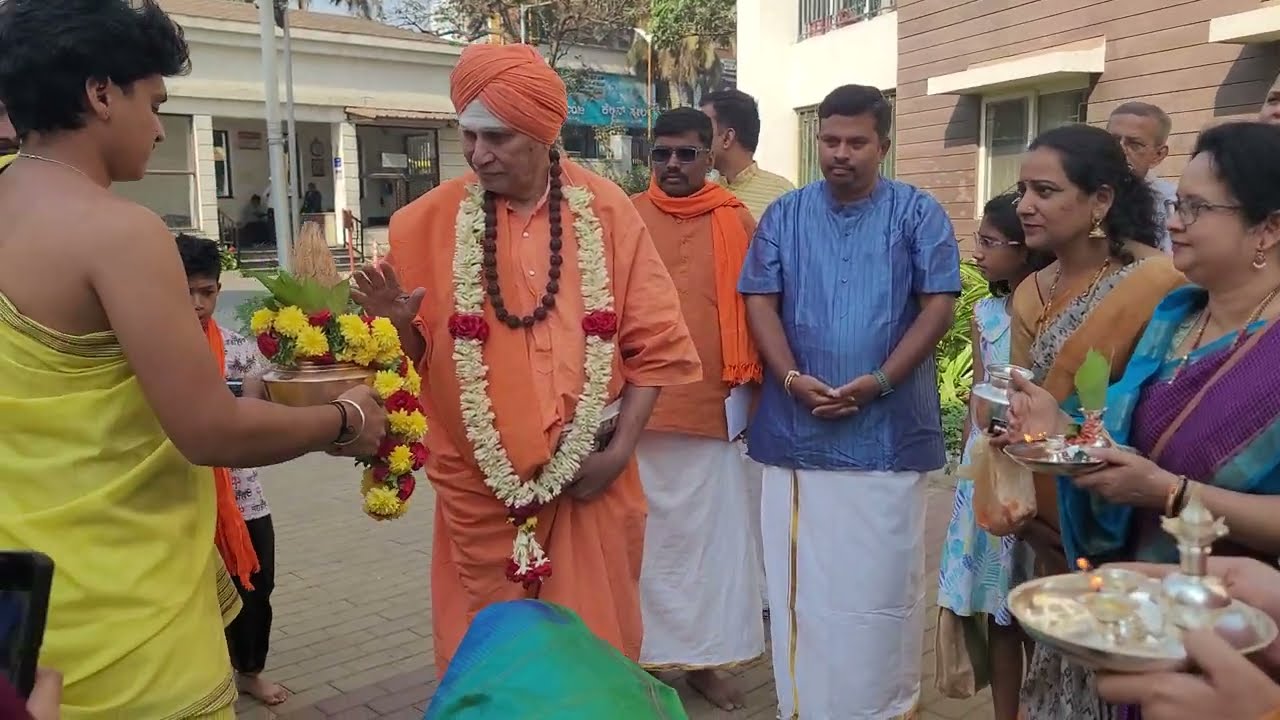 Mantri Alpyne Shivaratri 2026 | Swamiji Arrival and Procession 