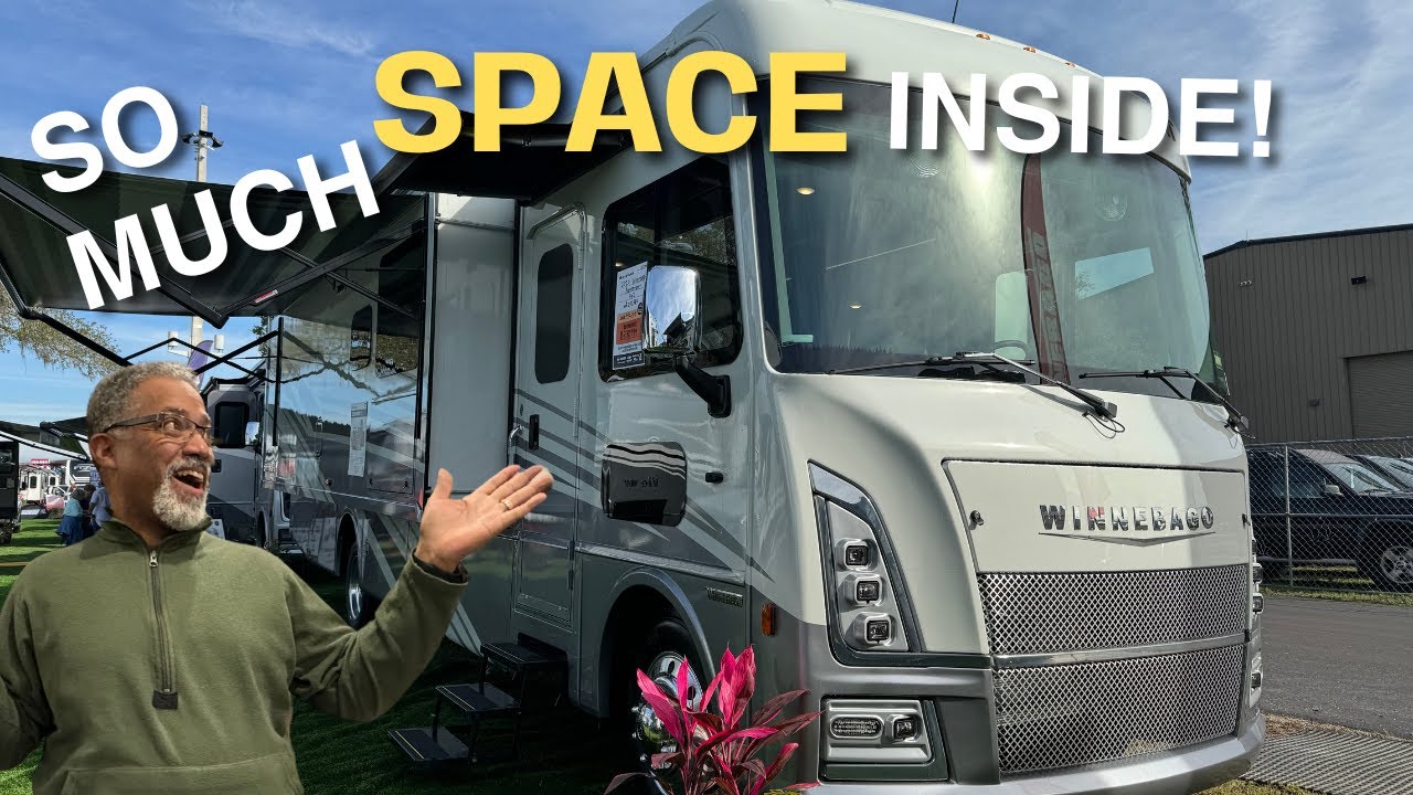STUNNING Class A Gas RV Floor Plan - 2024 Winnebago Adventurer 36Z