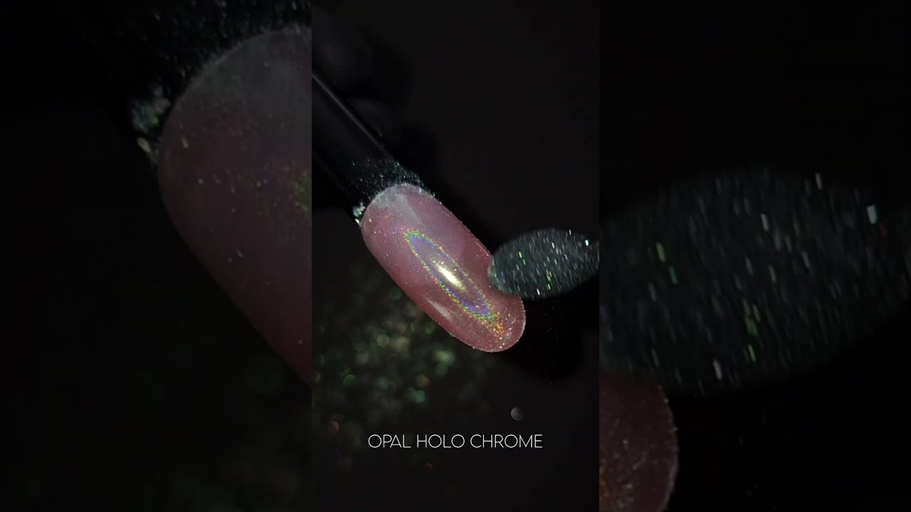 Opal Holo Chrome transforms these colors into something magical ✨💅 #chromenails #aurora #hologasmic