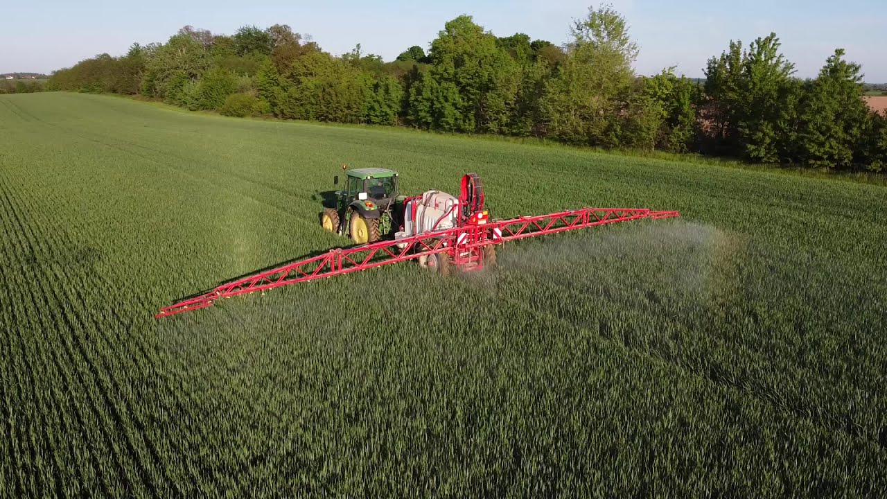 Folijarna Prihrana Ureom | John Deere + Agromehanika