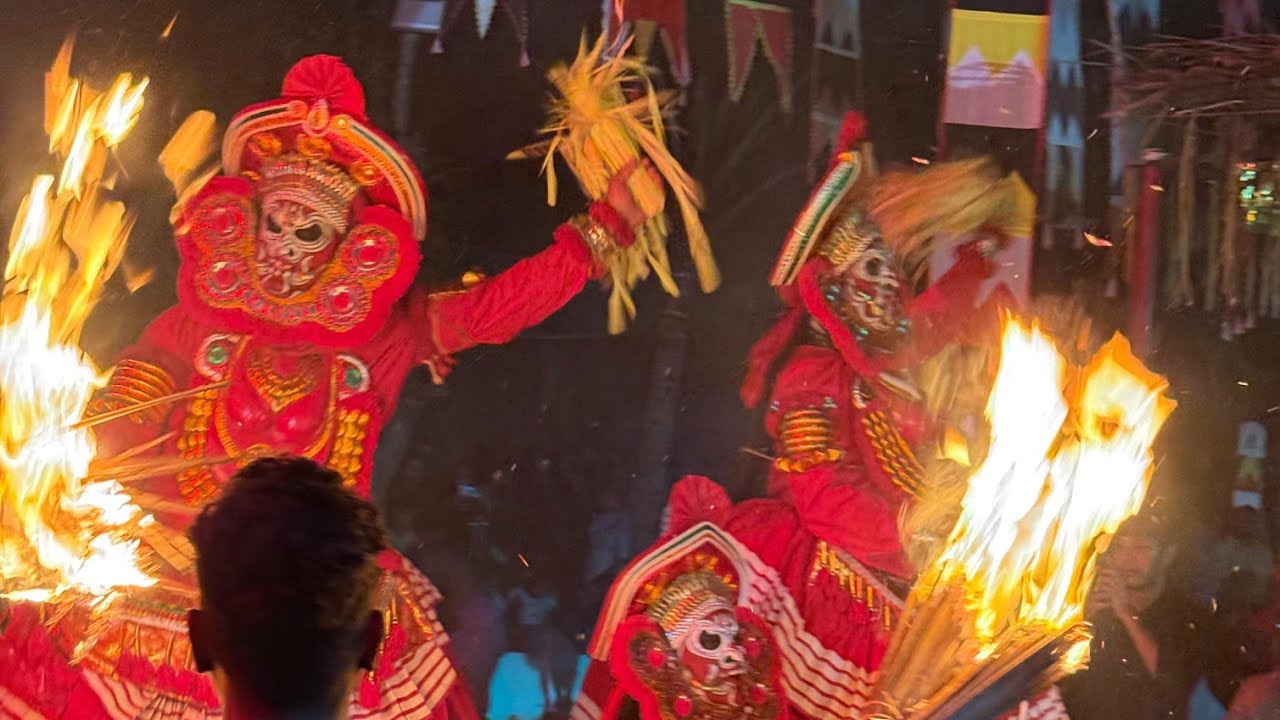ഭഗവതി വെള്ളാട്ട് | പുതില്ലംപറമ്പ് | കോഴിക്കോട് | കായലം 🔥🔥🔥#bhagavathithira #festival #uthsavam 