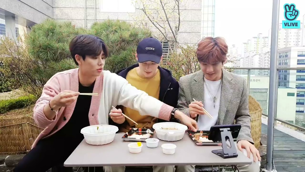 (SUB INDO & ENG SUB) Rooftop Sushi🍣💜